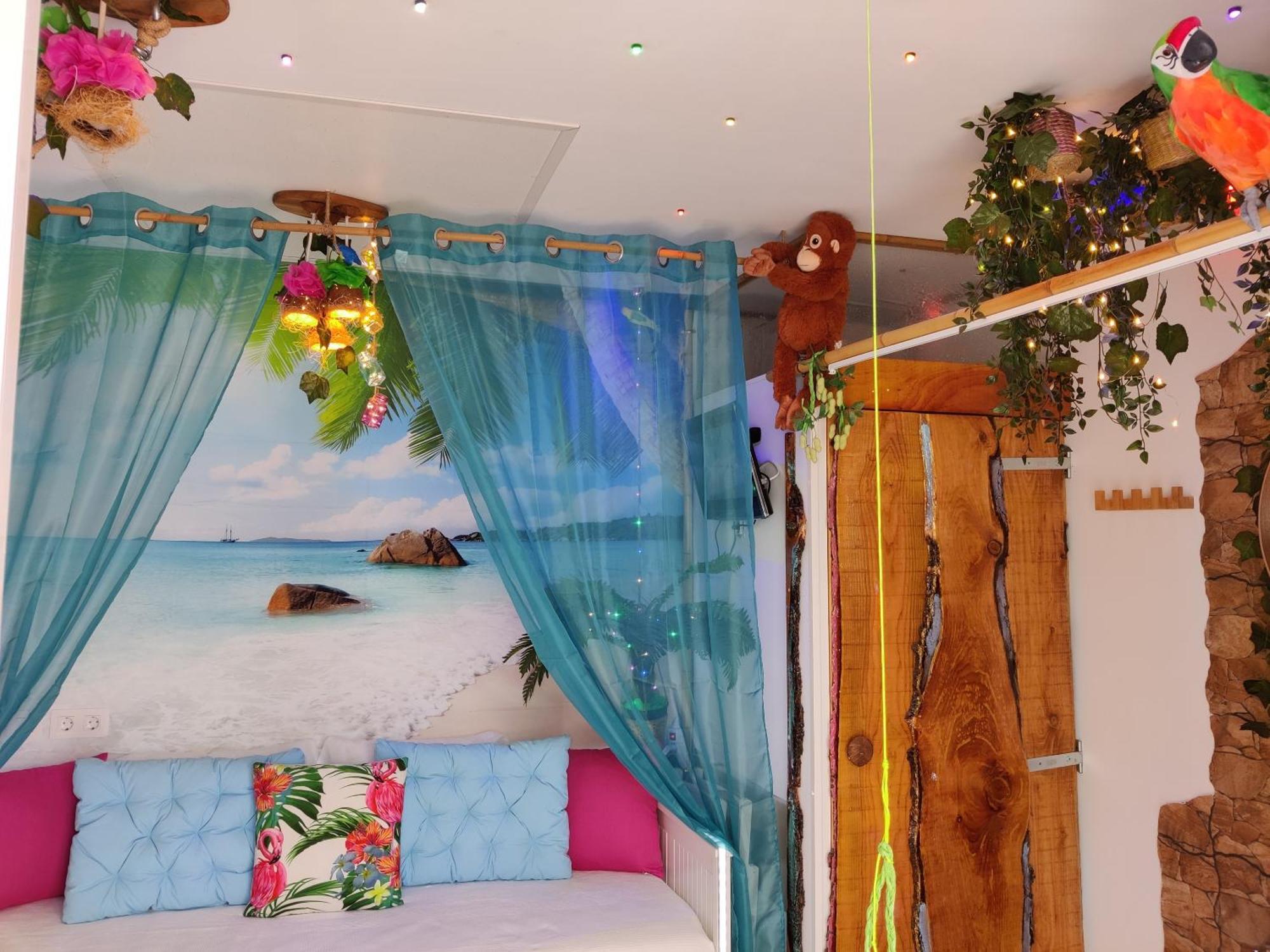 Wonder Room Paraiso Magico Habitacion Nerja Buitenkant foto