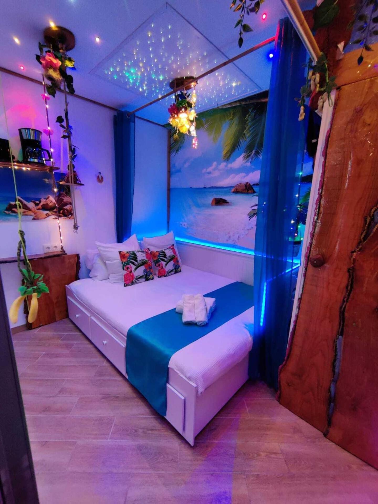 Wonder Room Paraiso Magico Habitacion Nerja Buitenkant foto